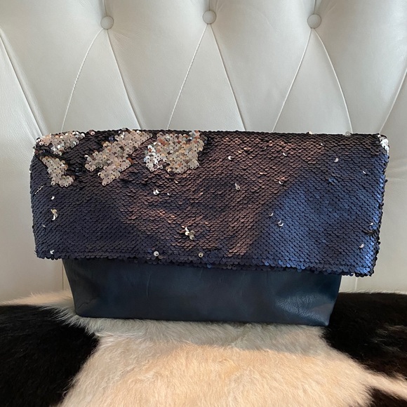 NWT Anthropologie sequin folder clutch purse in navy - Picture 5 of 8